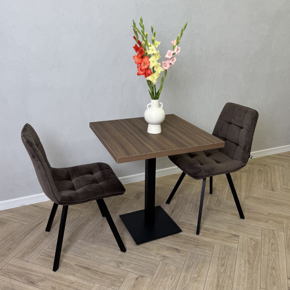 Стіл POCKER 600х600 36 мм