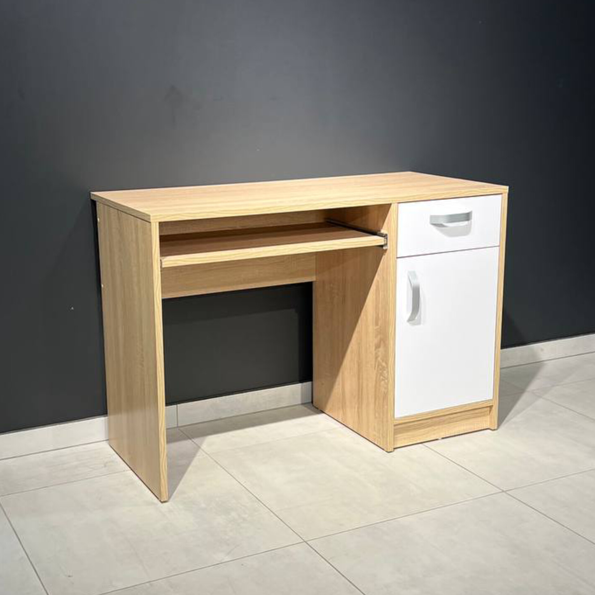 Компьютерный письменный стол "White Mix" 110х75х50, современный стол с тумбочкой и ящиком